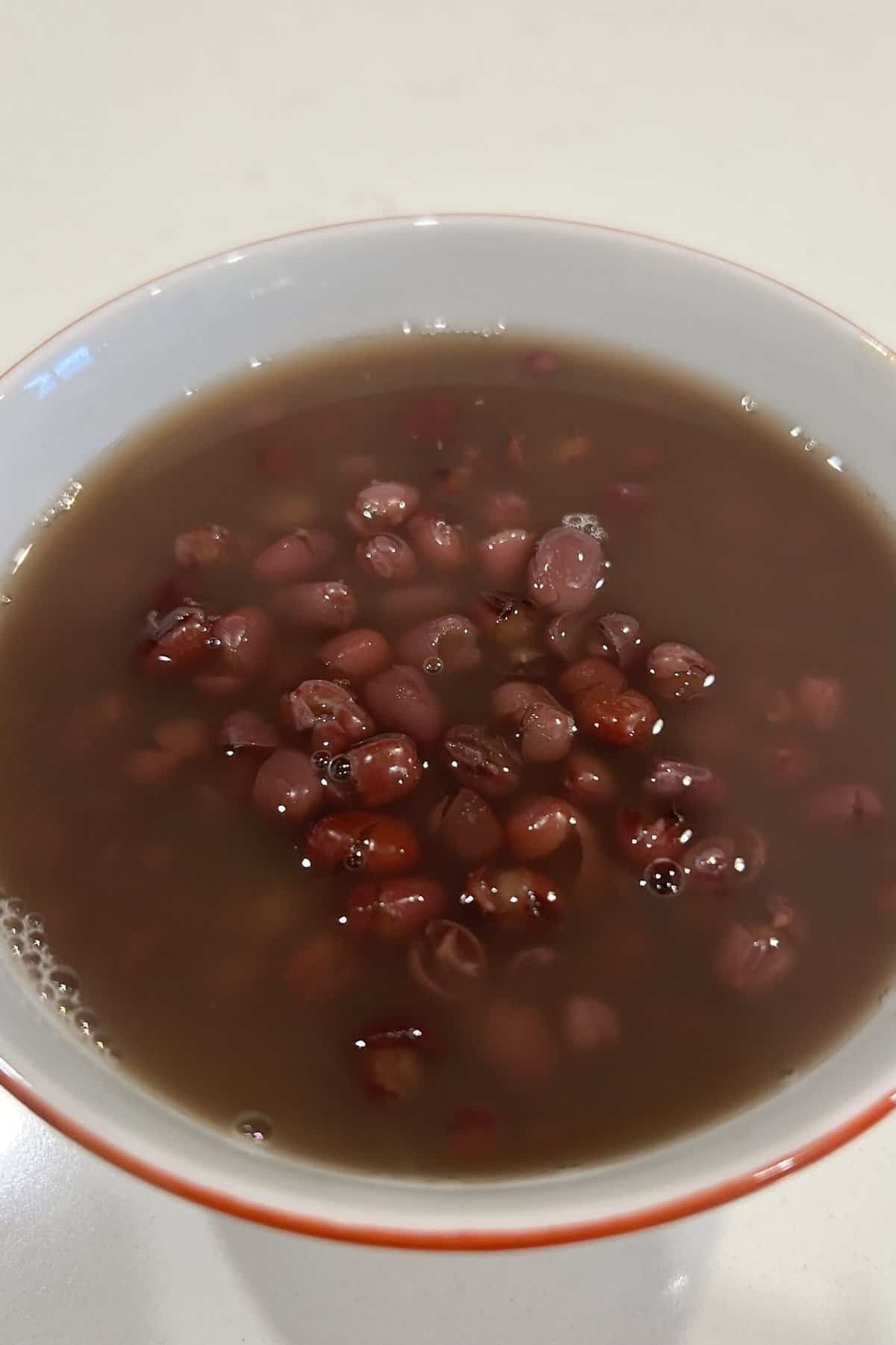 Cooked red bean soup