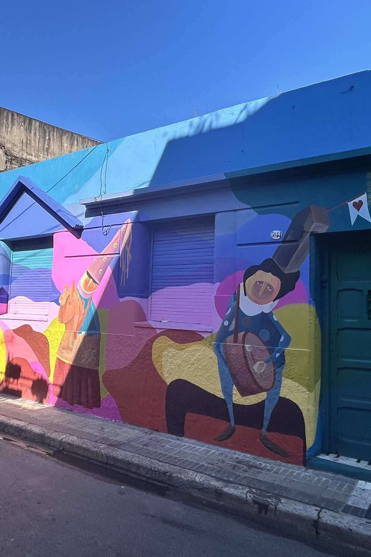 Colorful street art in Buenos Aires