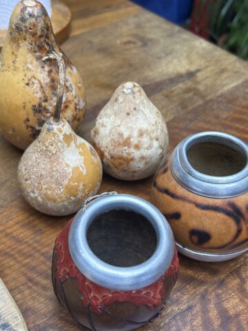 Mate cups with gourds